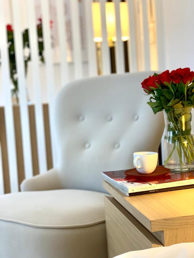 Apartament W Centrum Miasta Z Darmowym Parkingiem Dla Dwojga -Apartamenty Pod Zlotym Lwem Kłodzko Εξωτερικό φωτογραφία